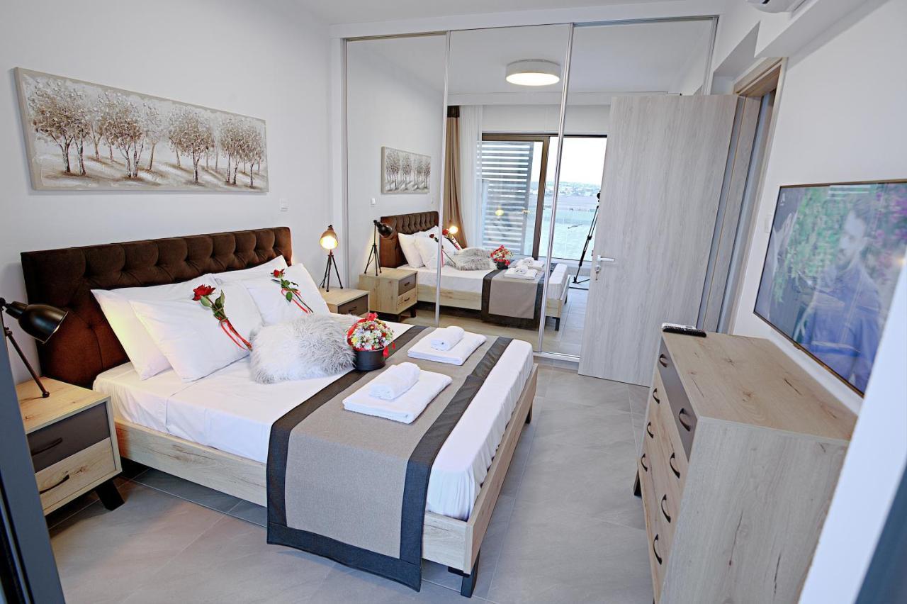 פאראלימני Golden Tree Apartment מראה חיצוני תמונה