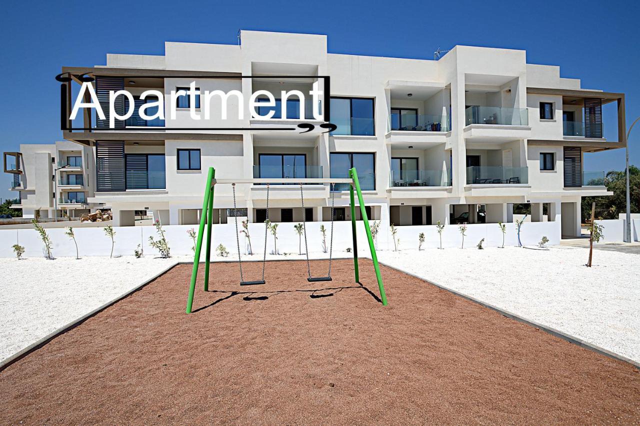 פאראלימני Golden Tree Apartment מראה חיצוני תמונה