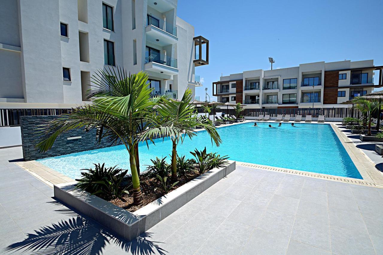 פאראלימני Golden Tree Apartment מראה חיצוני תמונה