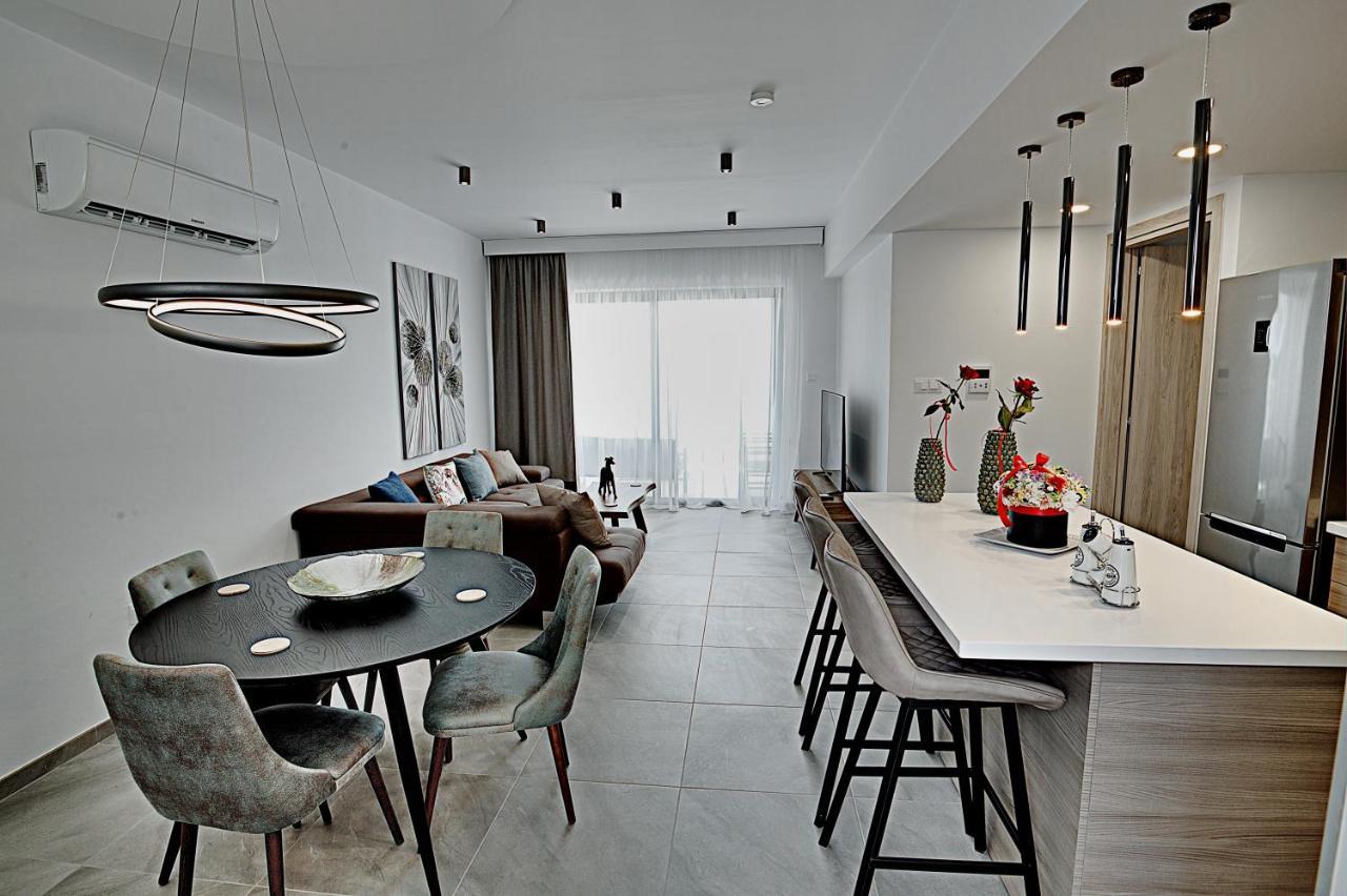 פאראלימני Golden Tree Apartment מראה חיצוני תמונה