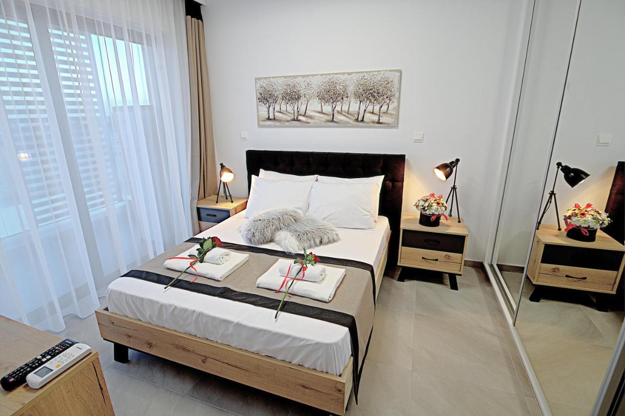 פאראלימני Golden Tree Apartment מראה חיצוני תמונה
