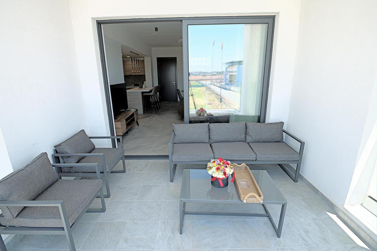 פאראלימני Golden Tree Apartment מראה חיצוני תמונה
